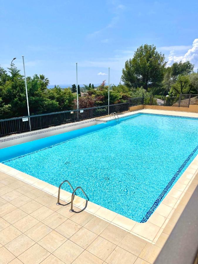 Appartement Vue Exceptionnelle Saint-Raphaël Esterno foto