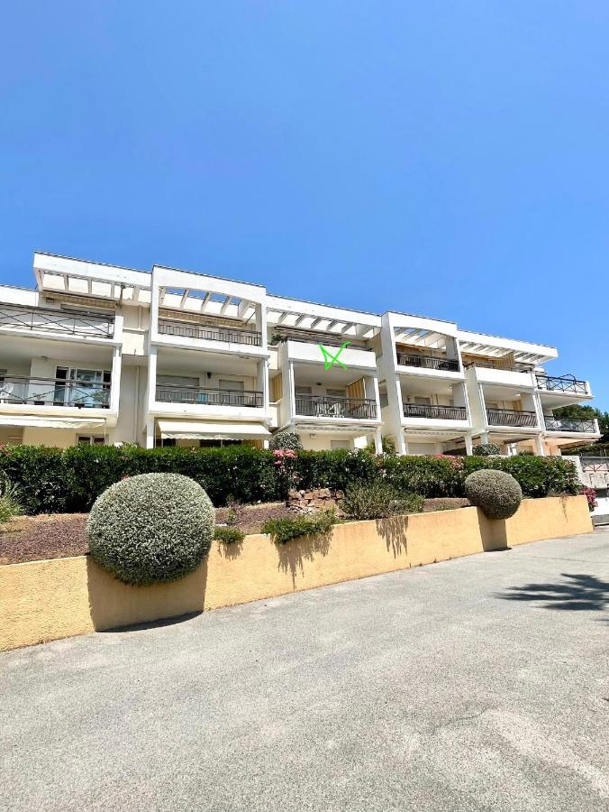 Appartement Vue Exceptionnelle Saint-Raphaël Esterno foto