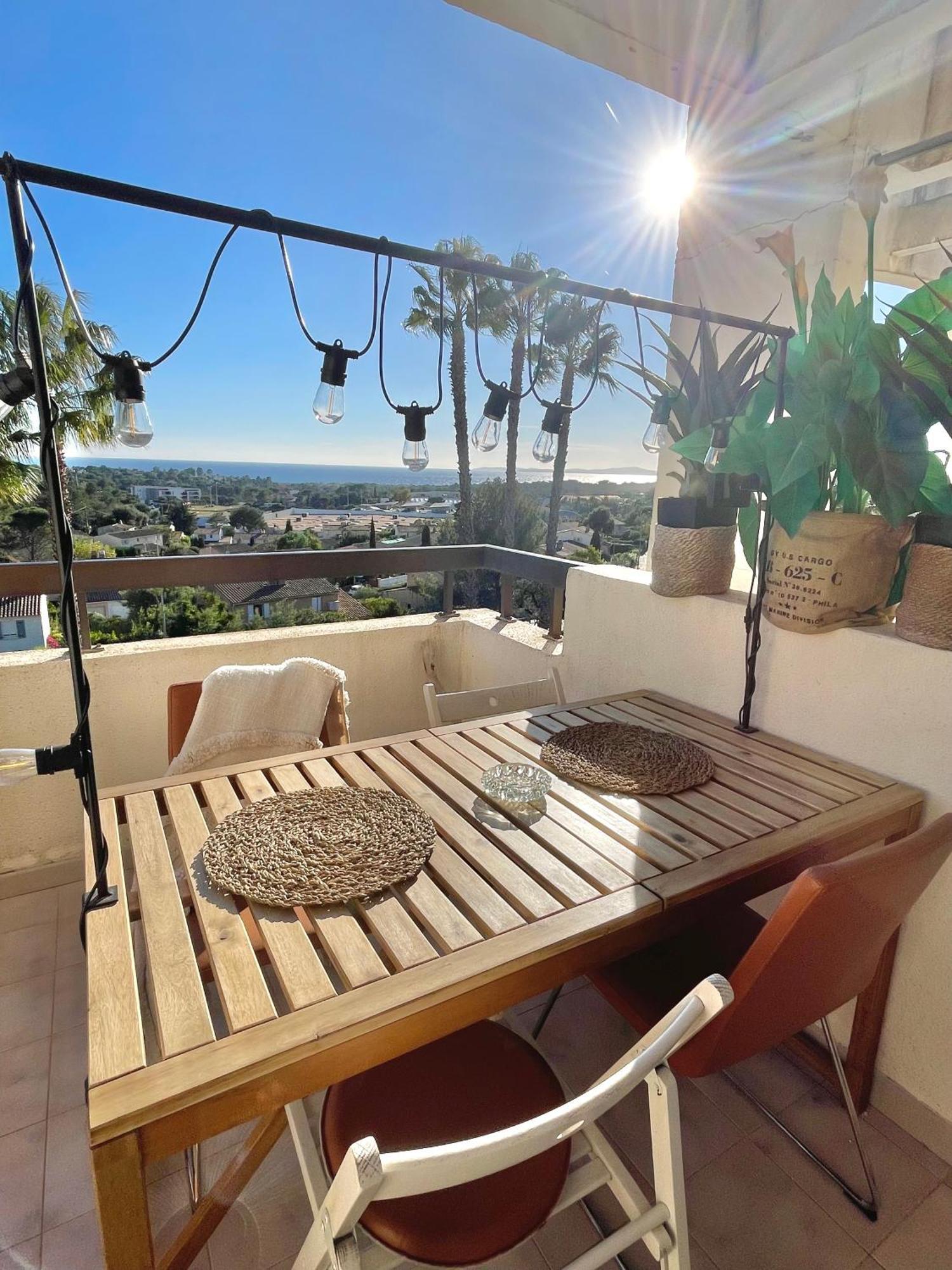 Appartement Vue Exceptionnelle Saint-Raphaël Esterno foto