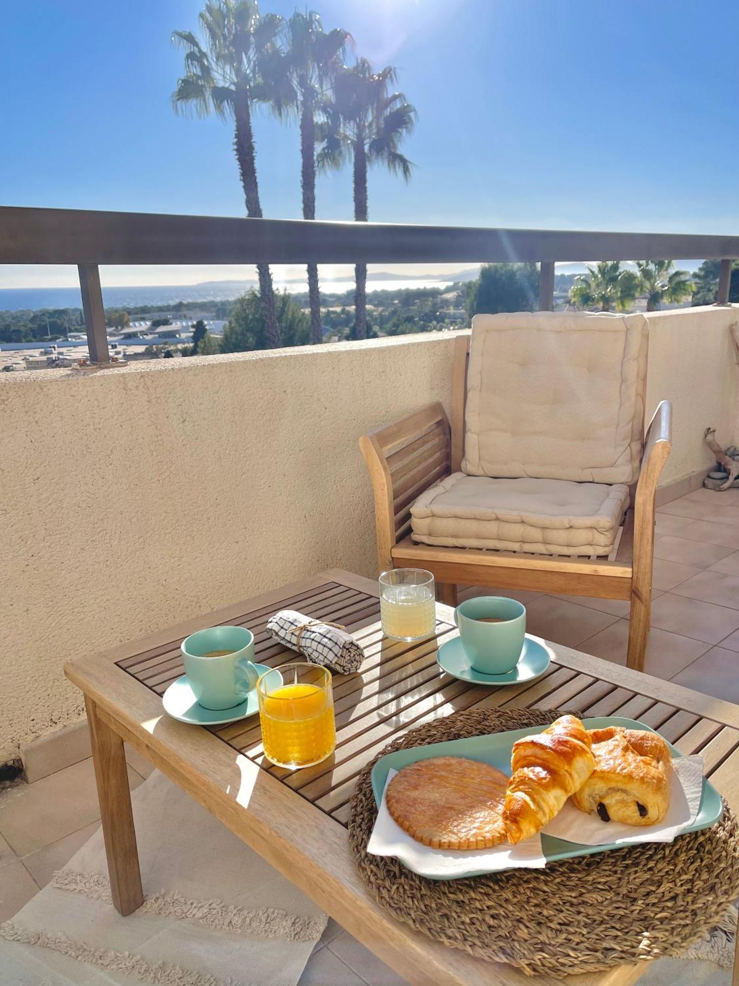 Appartement Vue Exceptionnelle Saint-Raphaël Esterno foto